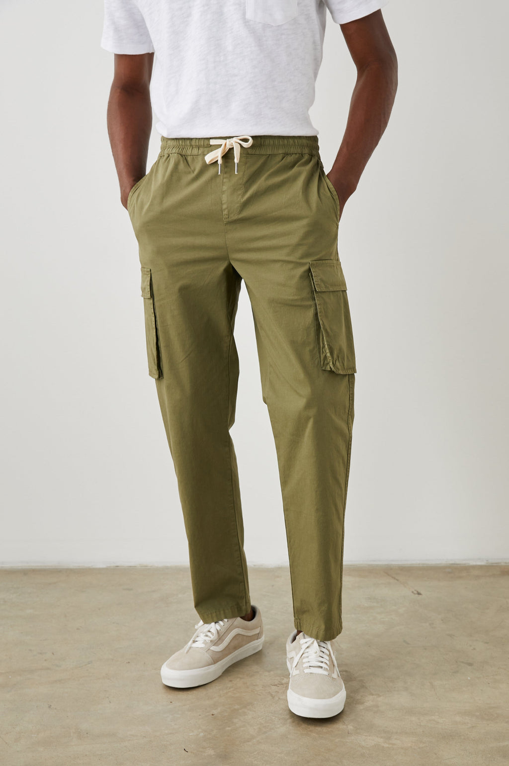 EMMERSON PANT - OLIVE
